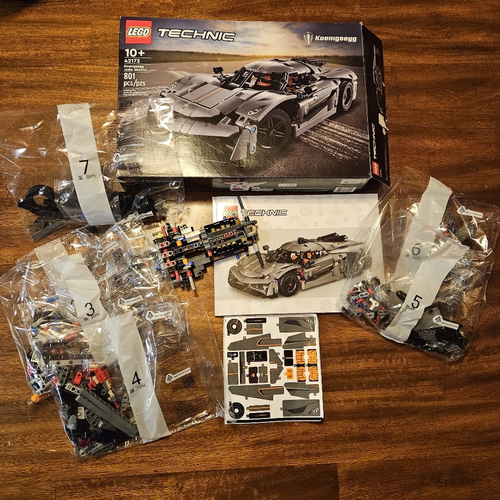 Lego Technic 42183 New Partly Built Open Box Koenigsegg Jesko Absolut 801 piece